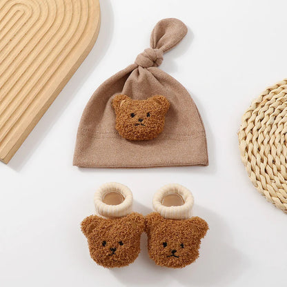 Norivy™ Kit Coccole – Cappellino e Calzini