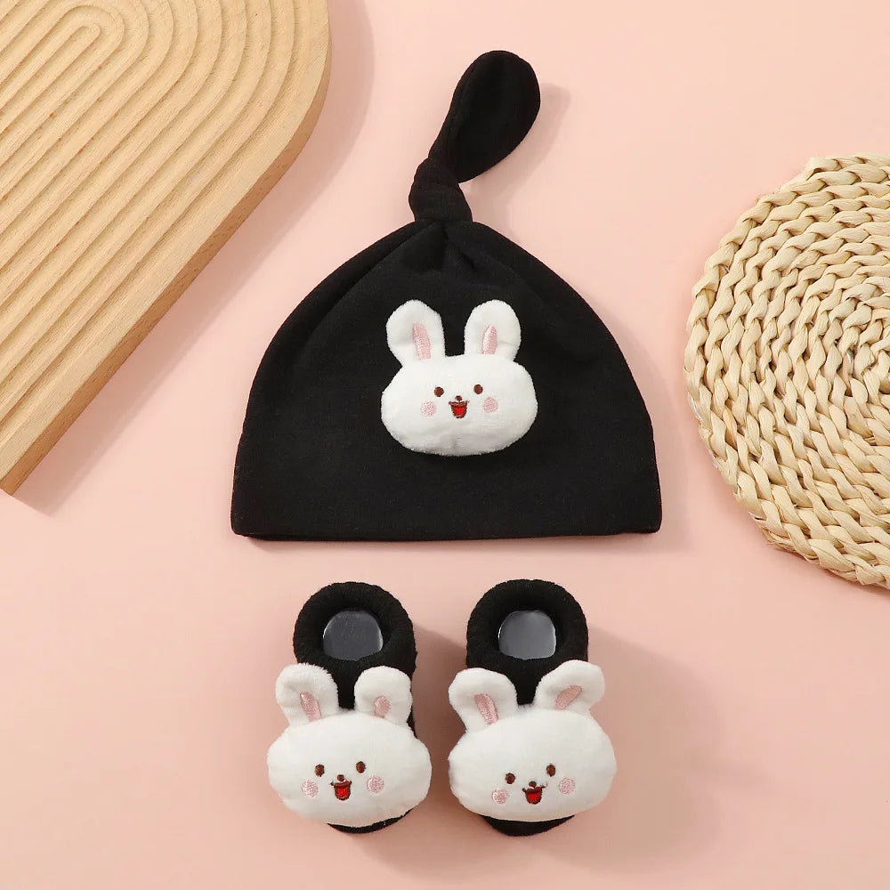 Norivy™ Kit Coccole – Cappellino e Calzini